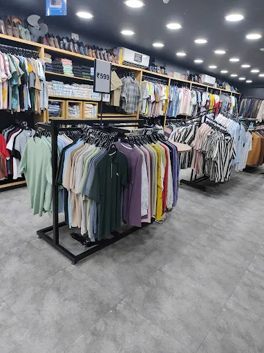 Snipes mens wear Choolaimedu
